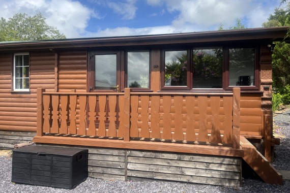 Entrance deck